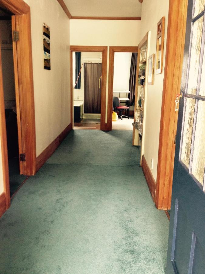 Te Puia Waipiro Bay Paradise Bed & Breakfast エクステリア 写真
