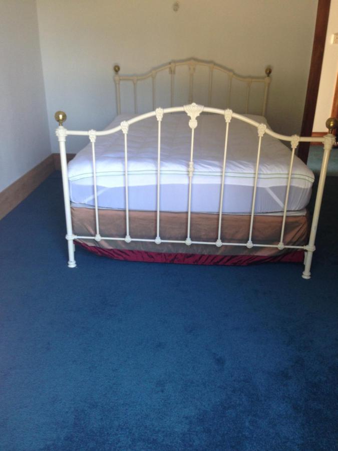 Te Puia Waipiro Bay Paradise Bed & Breakfast エクステリア 写真