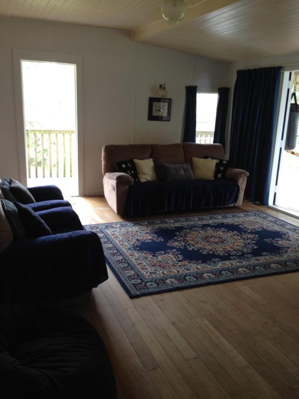Te Puia Waipiro Bay Paradise Bed & Breakfast エクステリア 写真